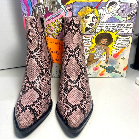 BNIB JEFFREY CAMPBELL KELAM 2 PINK SNAKE COWBOY BOOTIES 5.5M - Picture 4 of 13